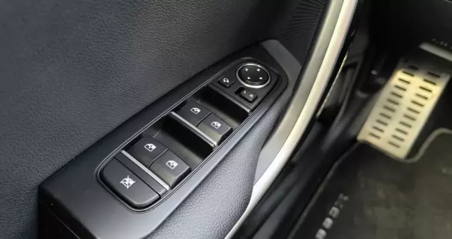 KIA XCeed 1.6 GDI PHEV L Business Line DCT