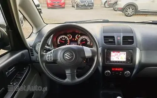 SUZUKI SX4 