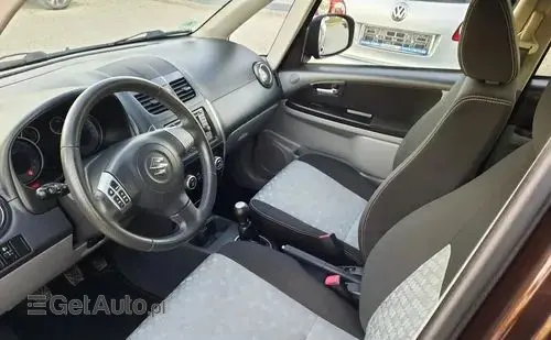 SUZUKI SX4 