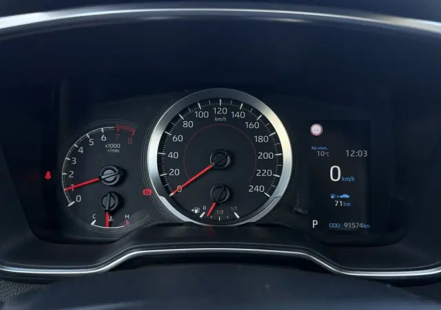 TOYOTA Corolla 1.5 Comfort MS
