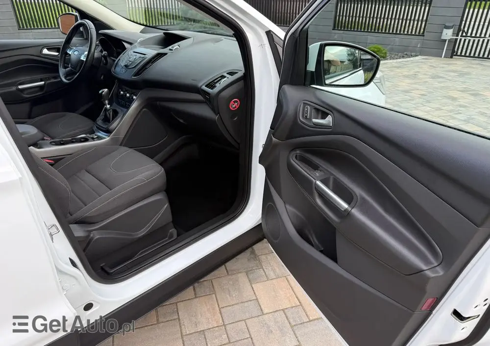 FORD Kuga 1.6 EcoBoost 2x4 Individual