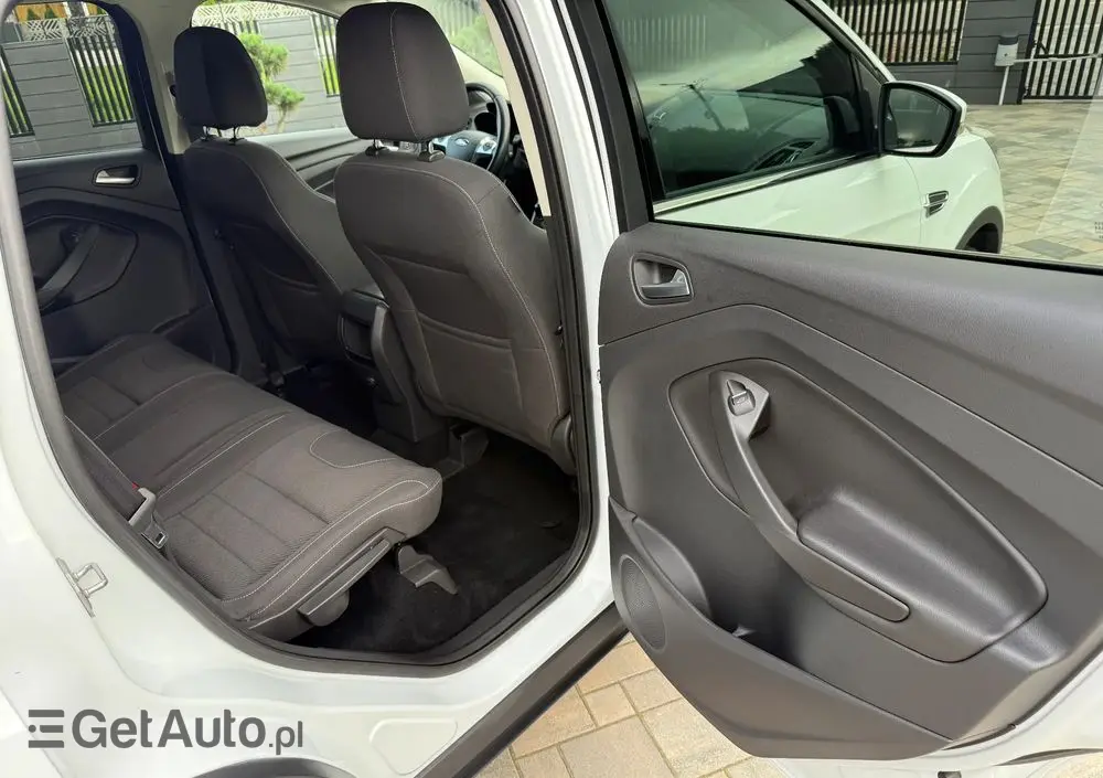 FORD Kuga 1.6 EcoBoost 2x4 Individual