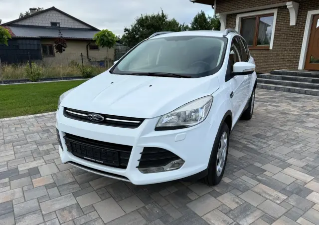 FORD Kuga 1.6 EcoBoost 2x4 Individual