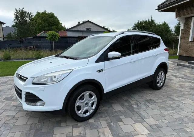 FORD Kuga 1.6 EcoBoost 2x4 Individual