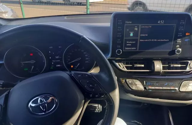 TOYOTA C-HR 