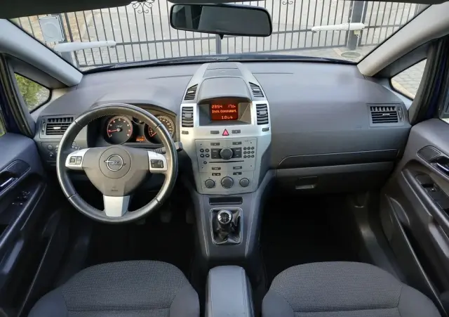 OPEL Zafira 