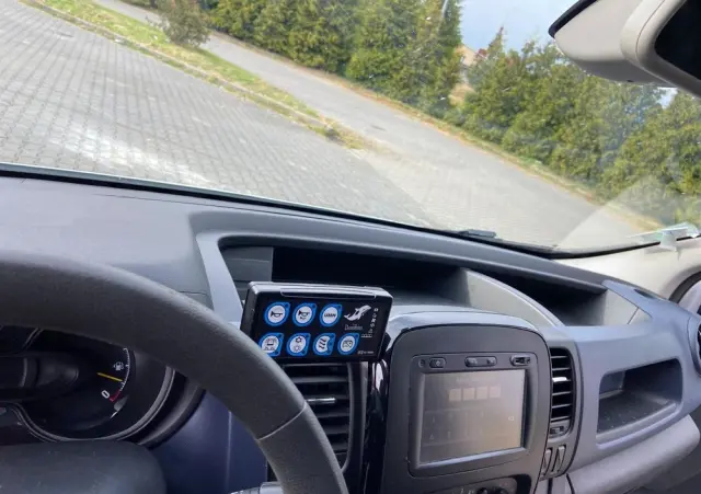 OPEL Ambulans Karetka vivaro 