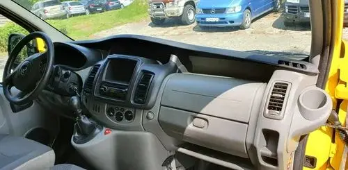 OPEL Vivaro 