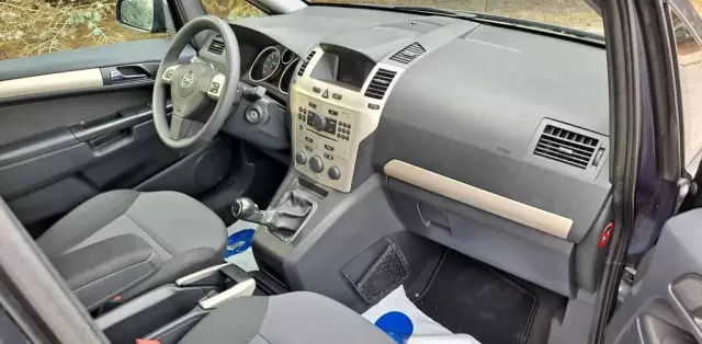 OPEL Zafira 
