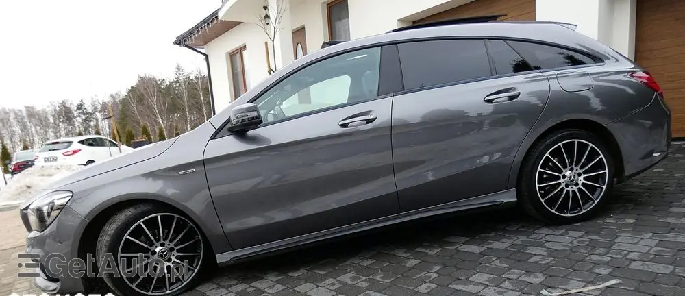 MERCEDES-BENZ CLA 200 (CDI) d 4-Matic AMG Line