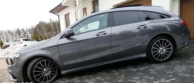 MERCEDES-BENZ CLA 200 (CDI) d 4-Matic AMG Line