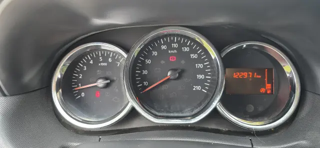 DACIA Duster Laureate