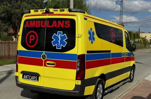 MERCEDES-BENZ Sprinter 