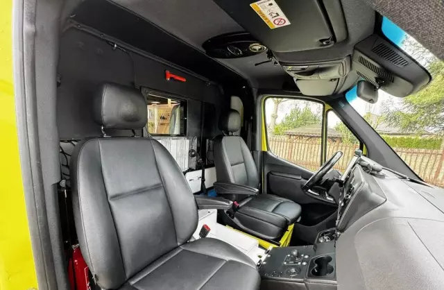 MERCEDES-BENZ Sprinter 