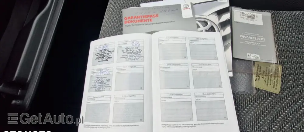 TOYOTA Yaris 1.5 VVT-i Team Deutschland