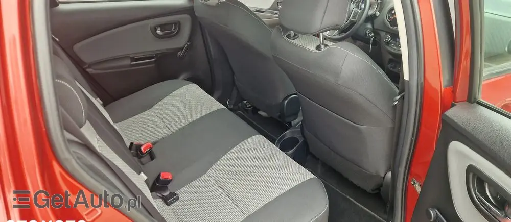 TOYOTA Yaris 1.5 VVT-i Team Deutschland