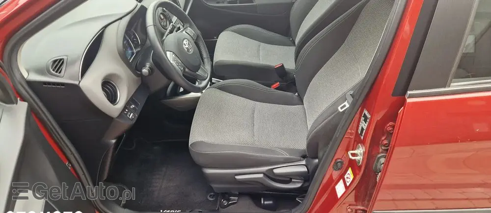 TOYOTA Yaris 1.5 VVT-i Team Deutschland