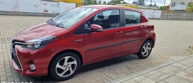 TOYOTA Yaris 1.5 VVT-i Team Deutschland