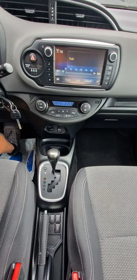 TOYOTA Yaris 1.5 VVT-i Team Deutschland