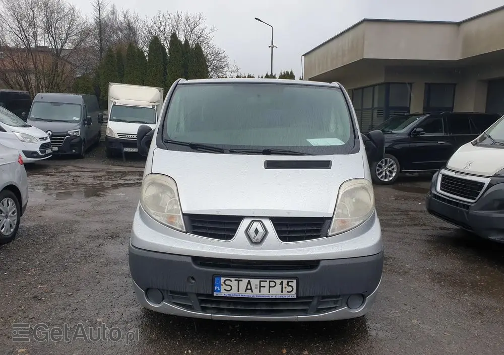 RENAULT Trafic Passenger FAP L2H1 Privilège