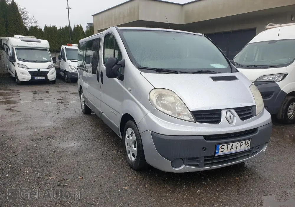 RENAULT Trafic Passenger FAP L2H1 Privilège