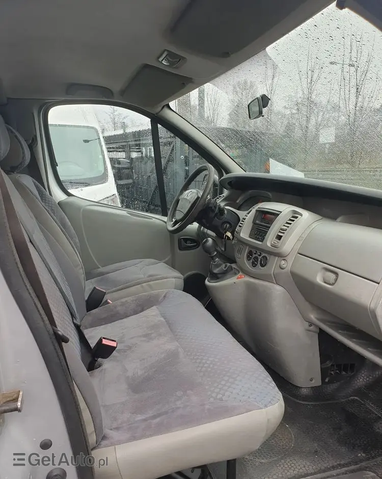 RENAULT Trafic Passenger FAP L2H1 Privilège