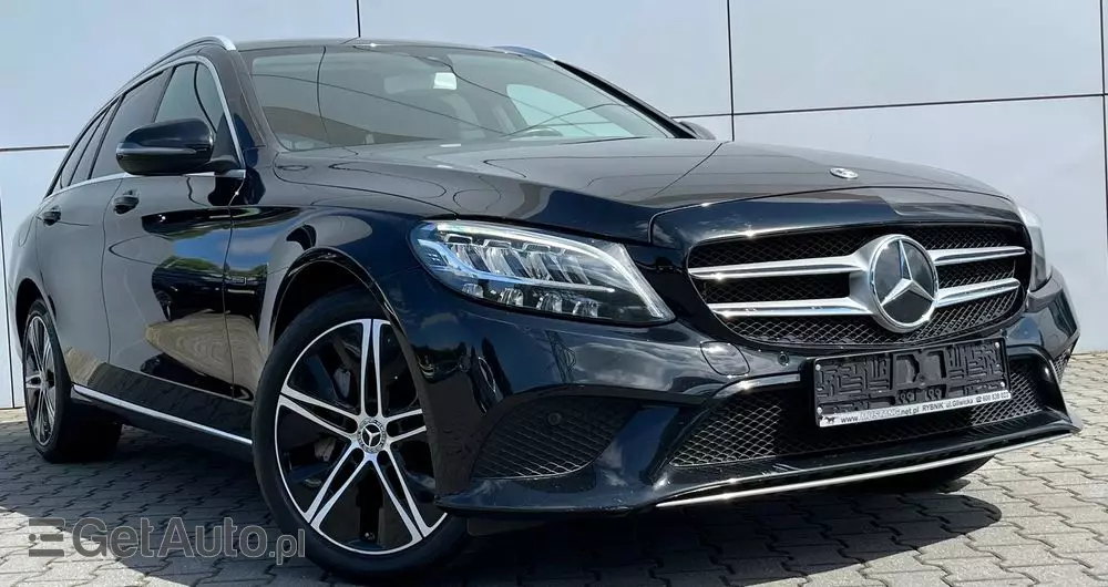 MERCEDES-BENZ Klasa C 300 de 9G-TRONIC