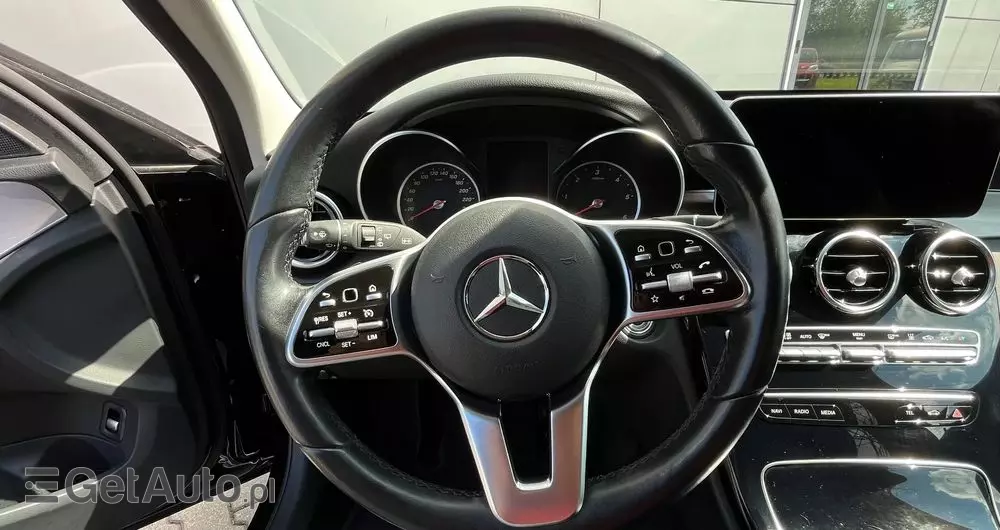 MERCEDES-BENZ Klasa C 300 de 9G-TRONIC