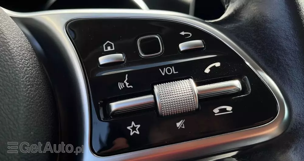 MERCEDES-BENZ Klasa C 300 de 9G-TRONIC