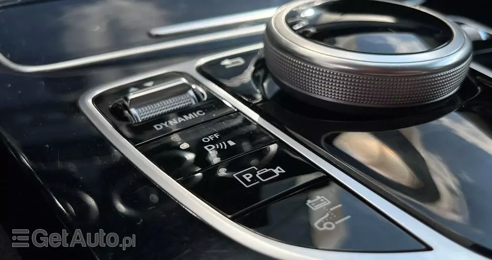 MERCEDES-BENZ Klasa C 300 de 9G-TRONIC