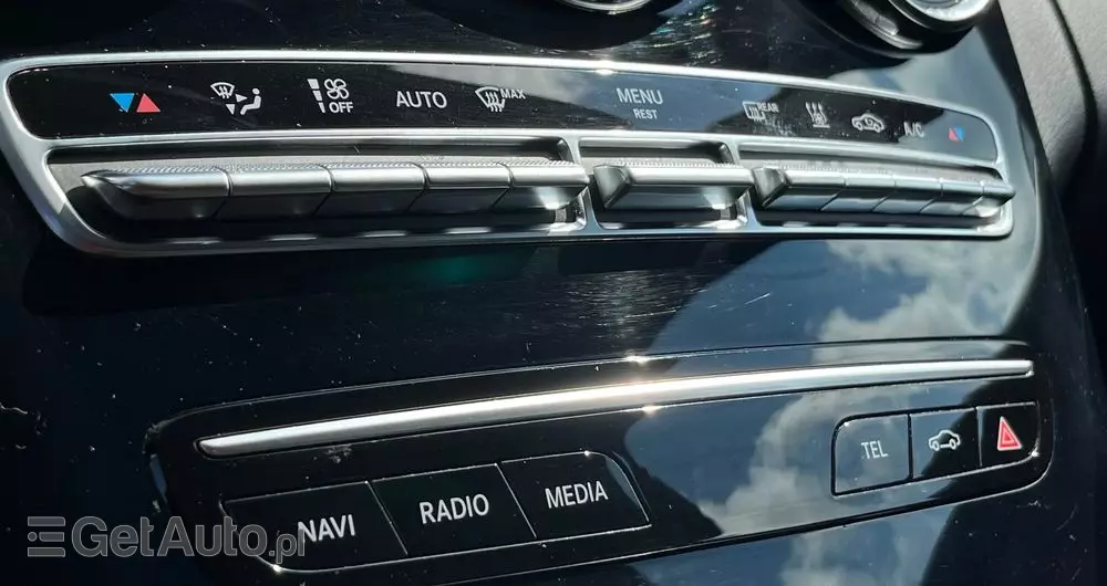 MERCEDES-BENZ Klasa C 300 de 9G-TRONIC