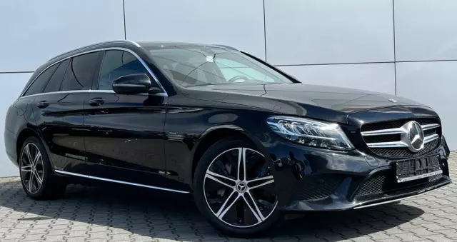 MERCEDES-BENZ Klasa C 300 de 9G-TRONIC