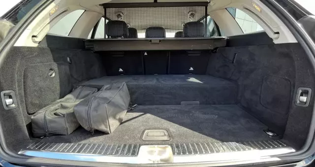 MERCEDES-BENZ Klasa C 300 de 9G-TRONIC