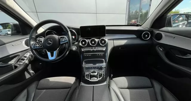 MERCEDES-BENZ Klasa C 300 de 9G-TRONIC