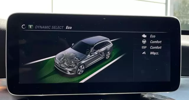 MERCEDES-BENZ Klasa C 300 de 9G-TRONIC