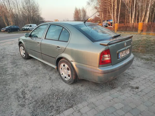 SKODA Octavia 