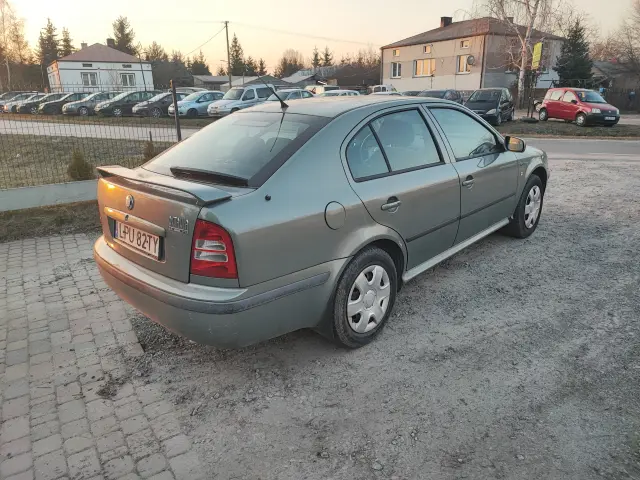 SKODA Octavia 