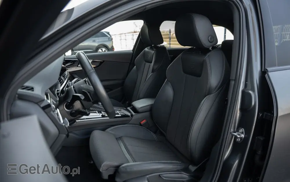 AUDI A4 Avant 35 TFSI S tronic S line