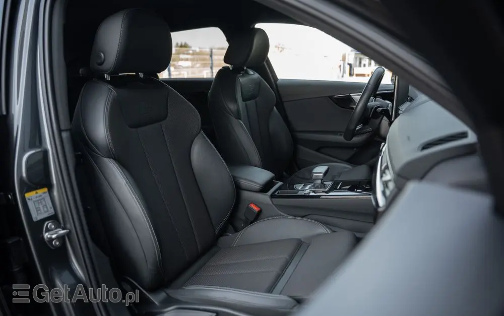 AUDI A4 Avant 35 TFSI S tronic S line