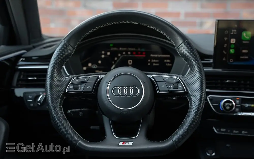 AUDI A4 Avant 35 TFSI S tronic S line