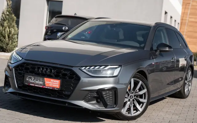 AUDI A4 Avant 35 TFSI S tronic S line