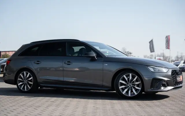 AUDI A4 Avant 35 TFSI S tronic S line
