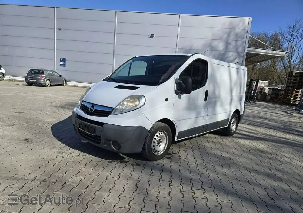 RENAULT TRAFIC 