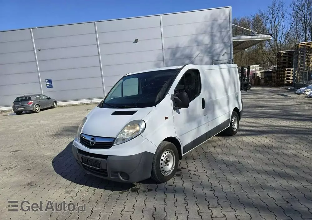 RENAULT TRAFIC 