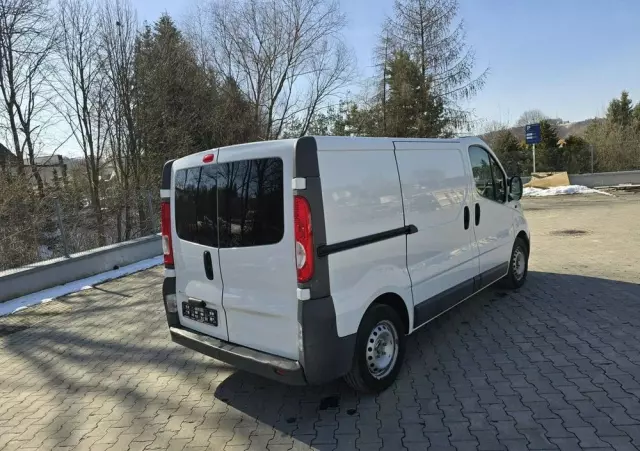 RENAULT TRAFIC 