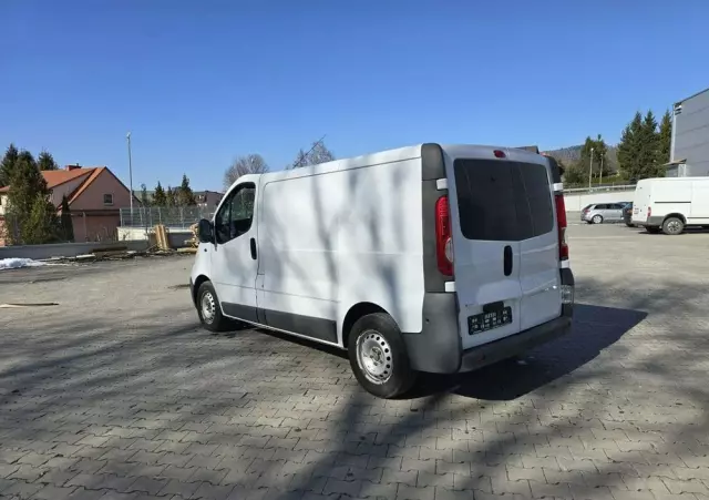 RENAULT TRAFIC 