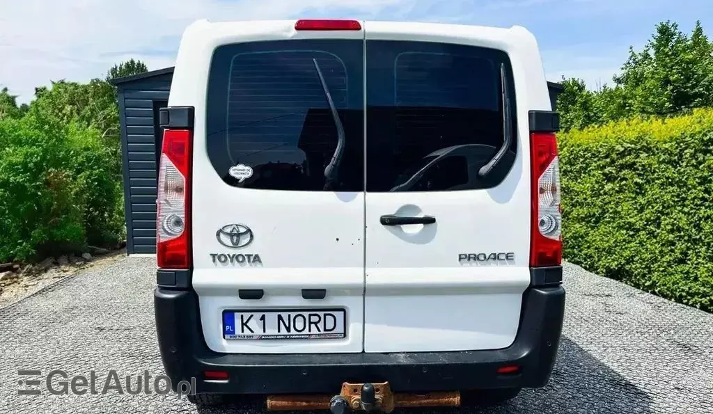 TOYOTA Proace 