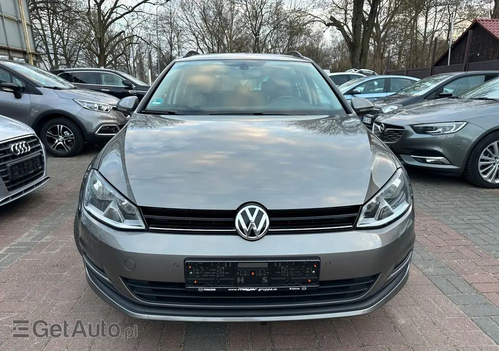 VOLKSWAGEN Golf 1.4 TSI BlueMotion Technology Cup