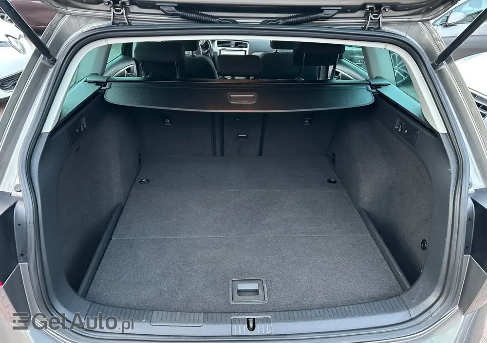 VOLKSWAGEN Golf 1.4 TSI BlueMotion Technology Cup