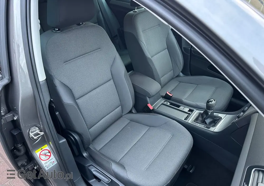 VOLKSWAGEN Golf 1.4 TSI BlueMotion Technology Cup